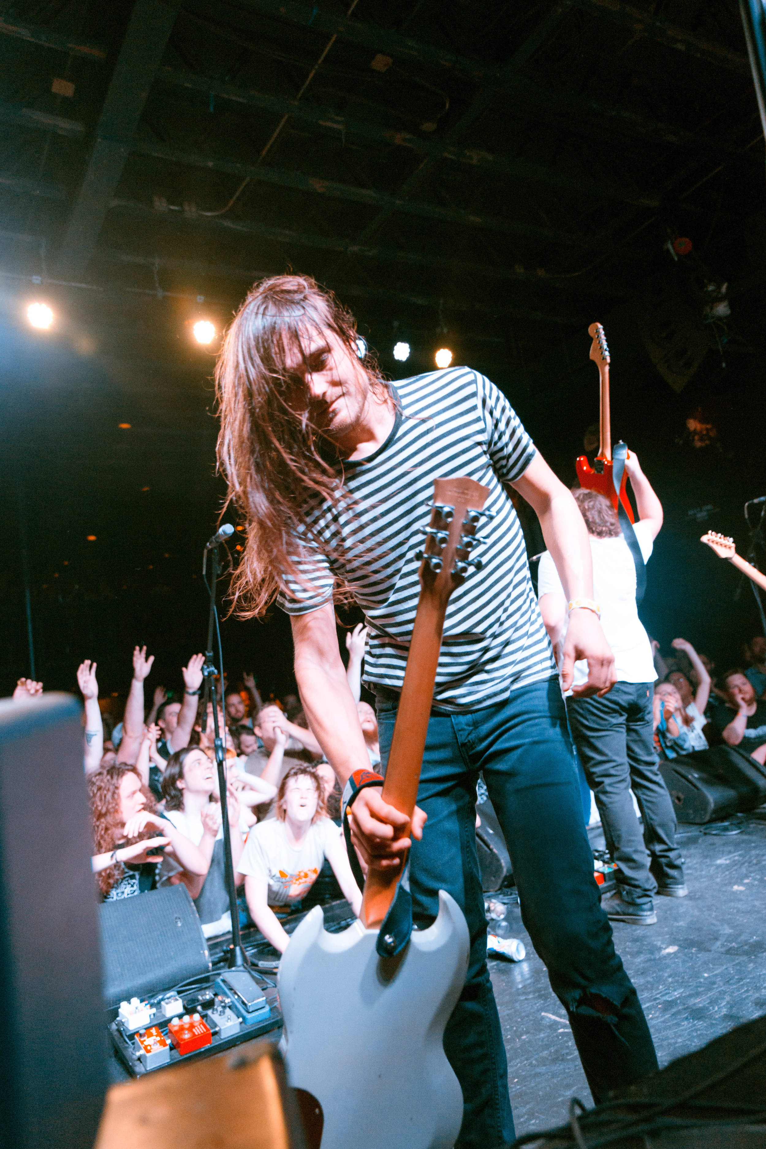 diarrhea-planet-equirk-325.jpg