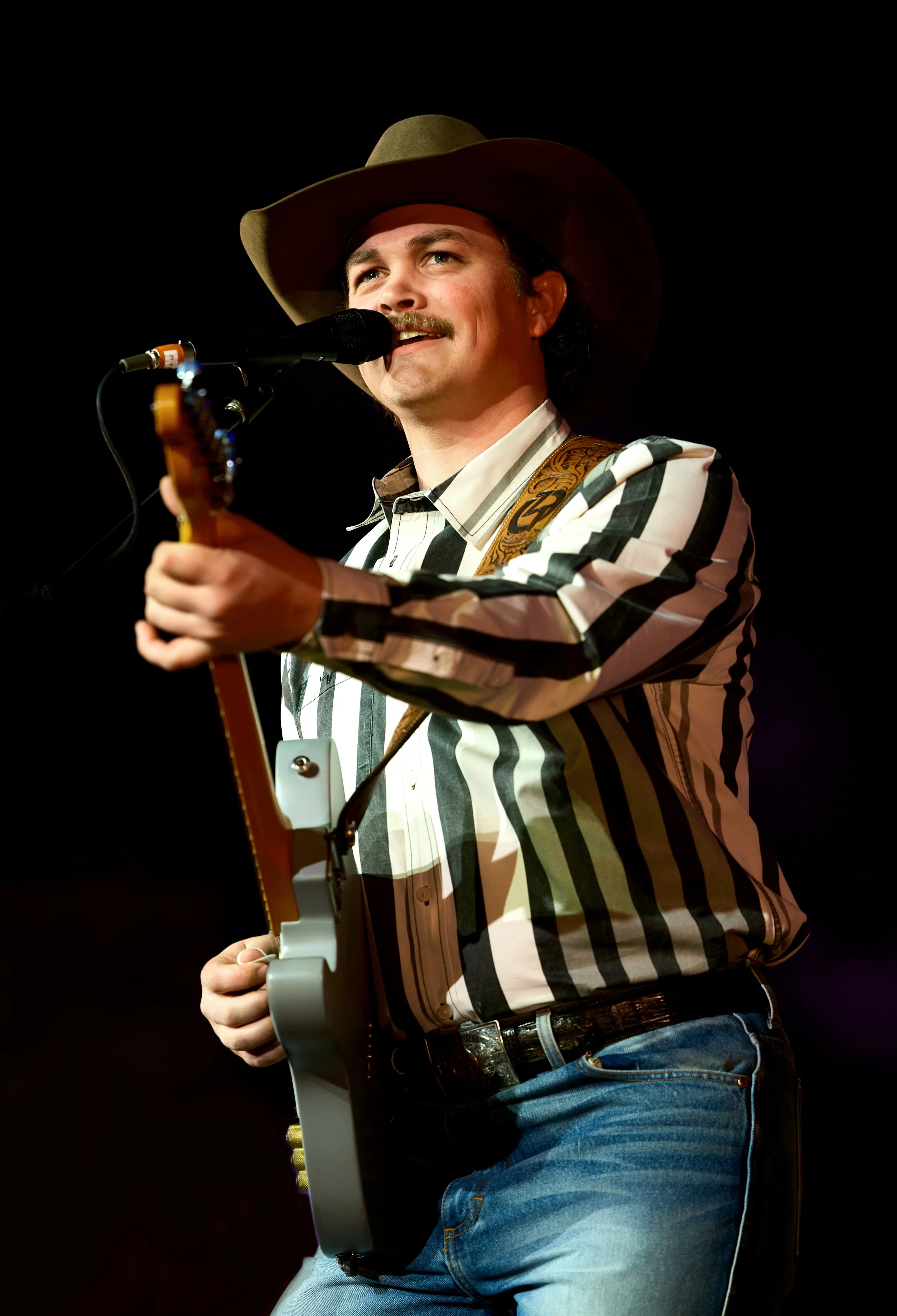 250228_Zach_Top_Ryman_Auditorium_February_Nashville_Emily_Quirk_000126.jpg