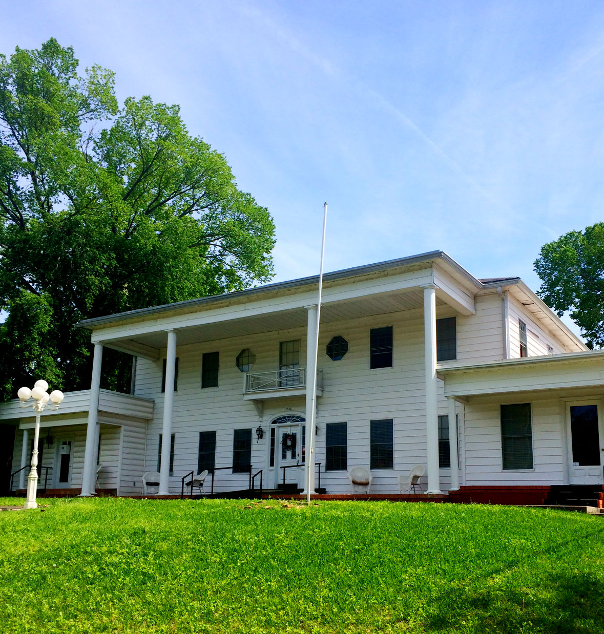 1215 15th Street, Huntsville, Tx (Care Center, Huntsville)