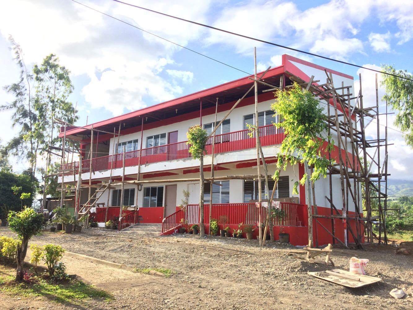  Construction progress update as of December 2016 for the classrooms and community center in Canlaon. 