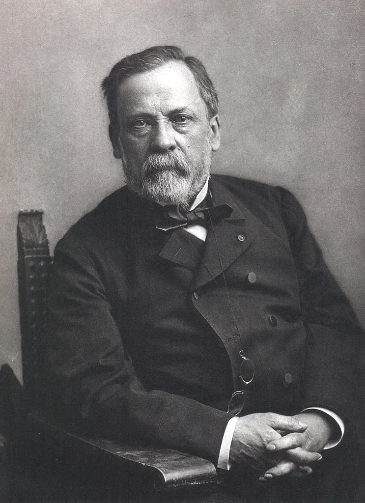 photo by Félix Nadar. commons.wikimedia.org