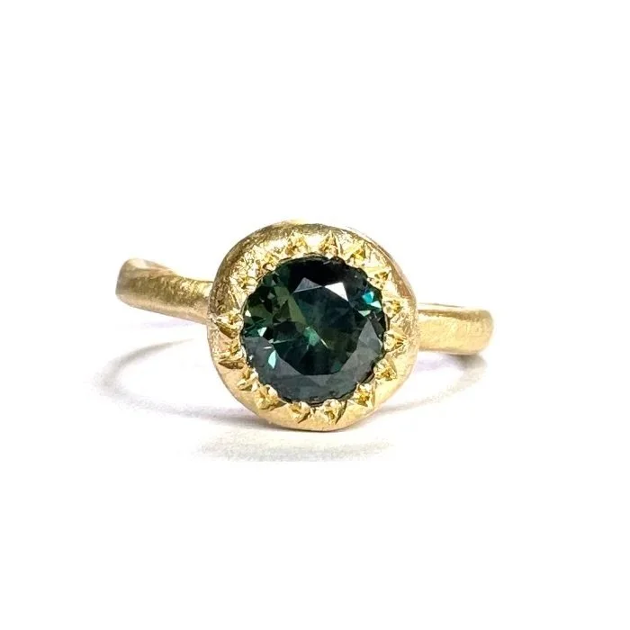 Large Pledge Ring.

9ct yellow gold and set with a wonderful natural teal Australian parti sapphire.

Available now online and through the studio. Open by appointment only.

#handmade #bespoke #unique #intentional #katherinebowmanjewellery
