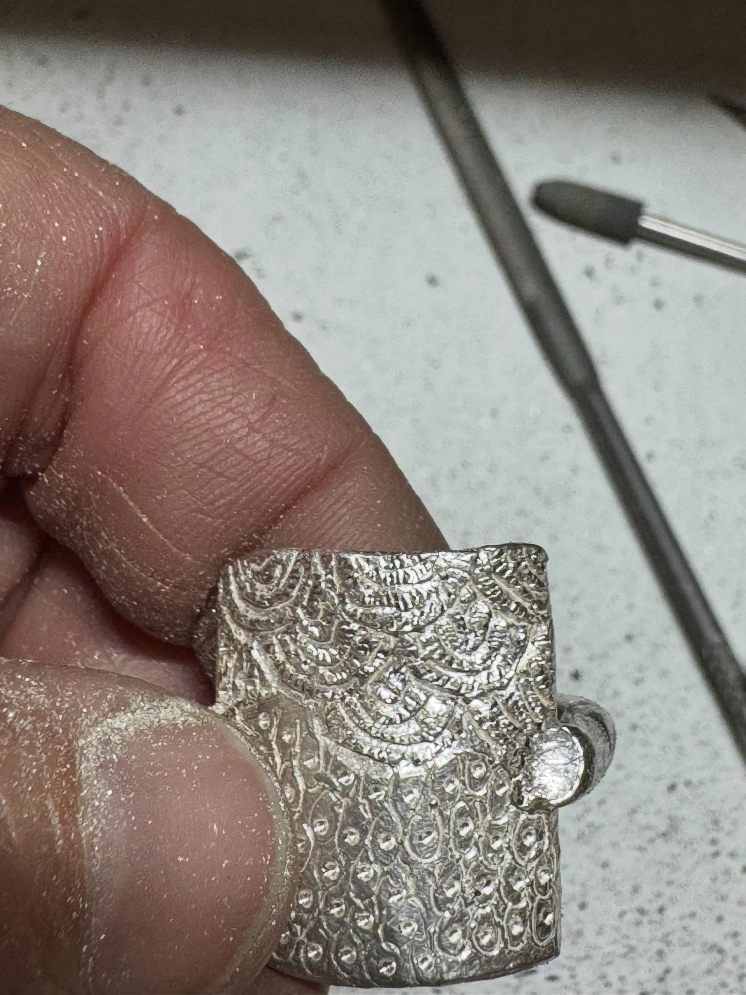 New work is coming soon.

Sign up to the newsletter via my website, to find out first about this work.

#sterlingsilverjewelry #oneofakind #rings #katherinebowmanjewellery