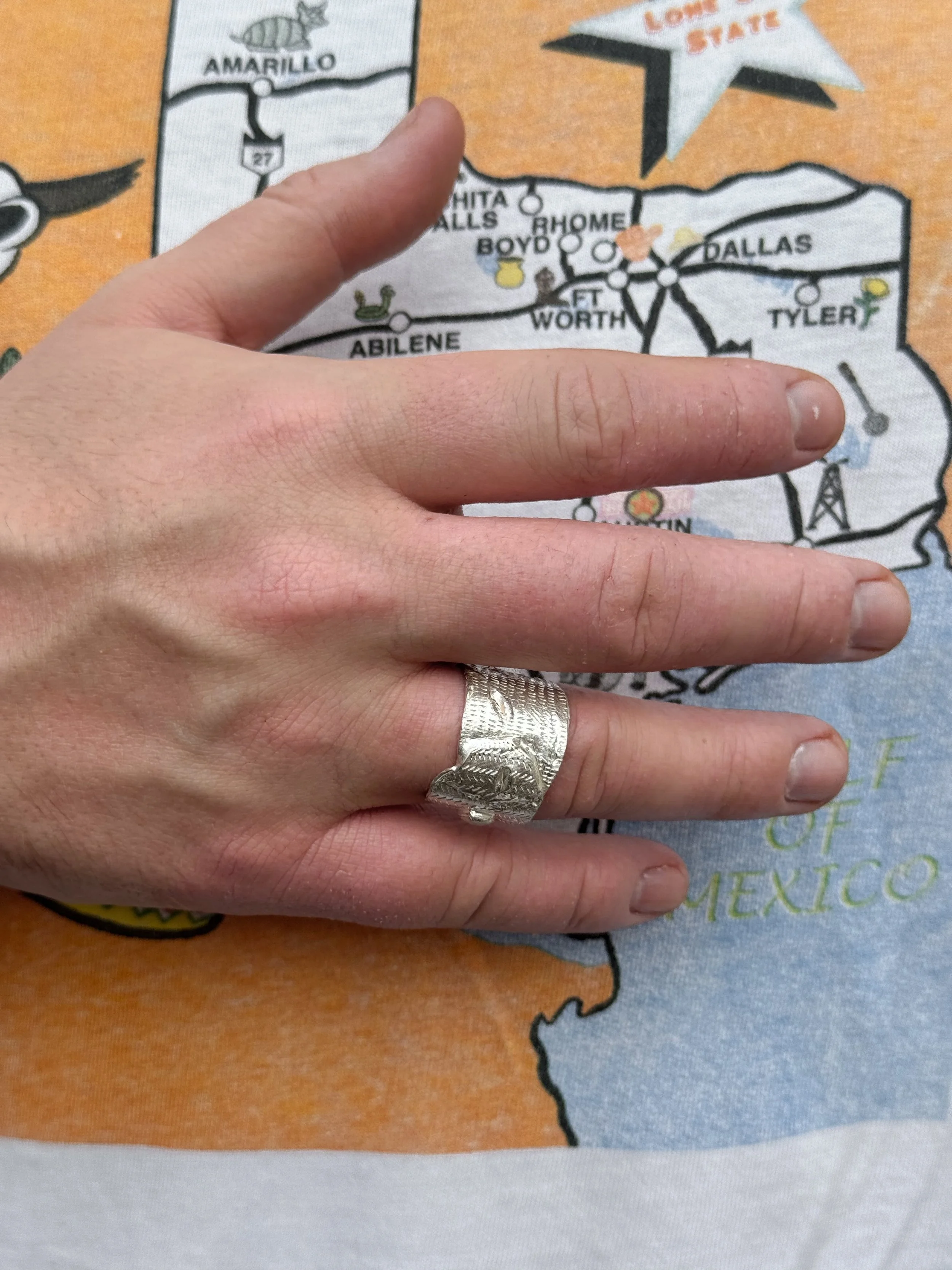 #152.
Handmade sterling silver ring with hand engraving.
Worn by @gb.gd 🙌🏼

A new collection &lsquo;Raw&rsquo; has gone up on the online store.
Each ring is a &ldquo;one off&rdquo;.
Exploring themes I have been walking around for years.

These ring