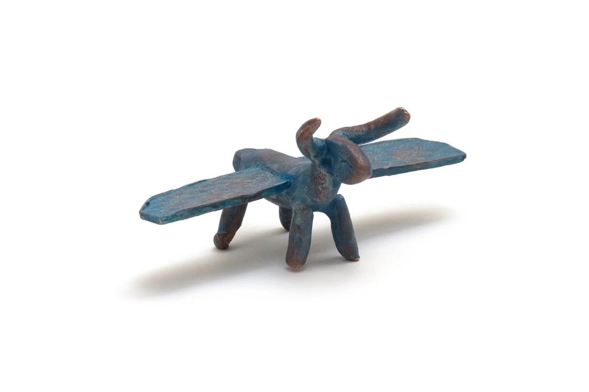 Votive.
Bronze, enamel paint.
c.30mm high

Made for an exhibition in 2015.

#katherinebowmanjewellery