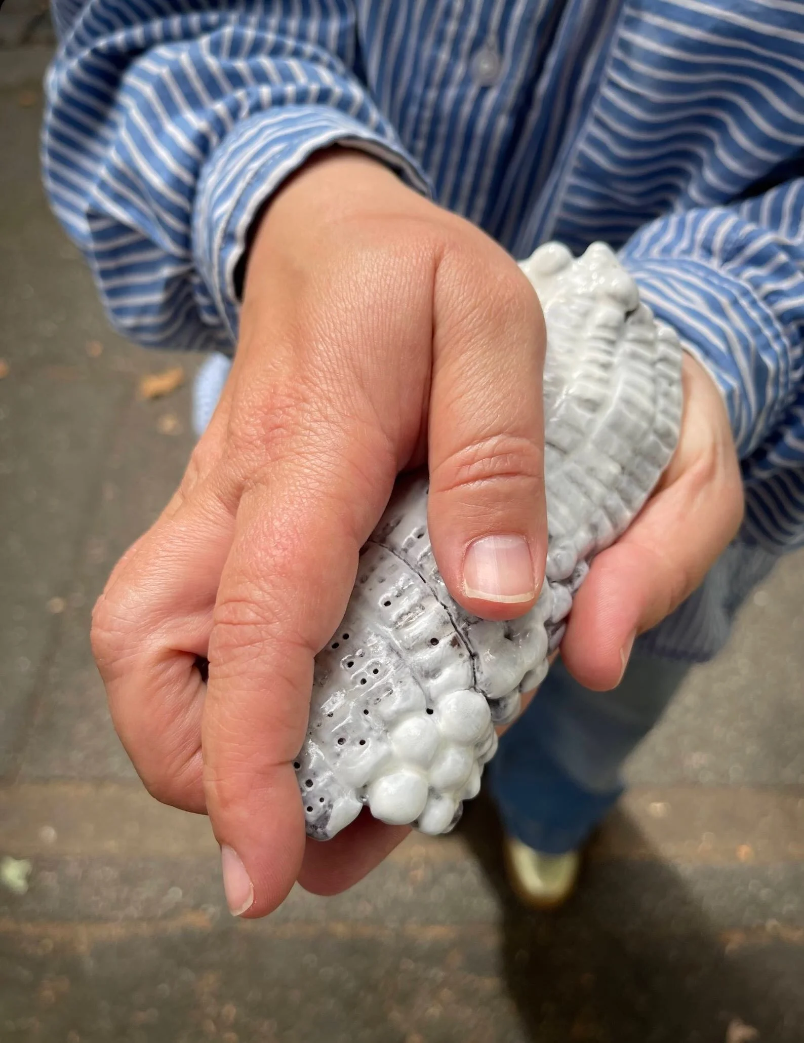 Aide-m&eacute;moire 
Clay
2024

Work held by @tessbraham 

#ceramics #katherinebowmanjewellery