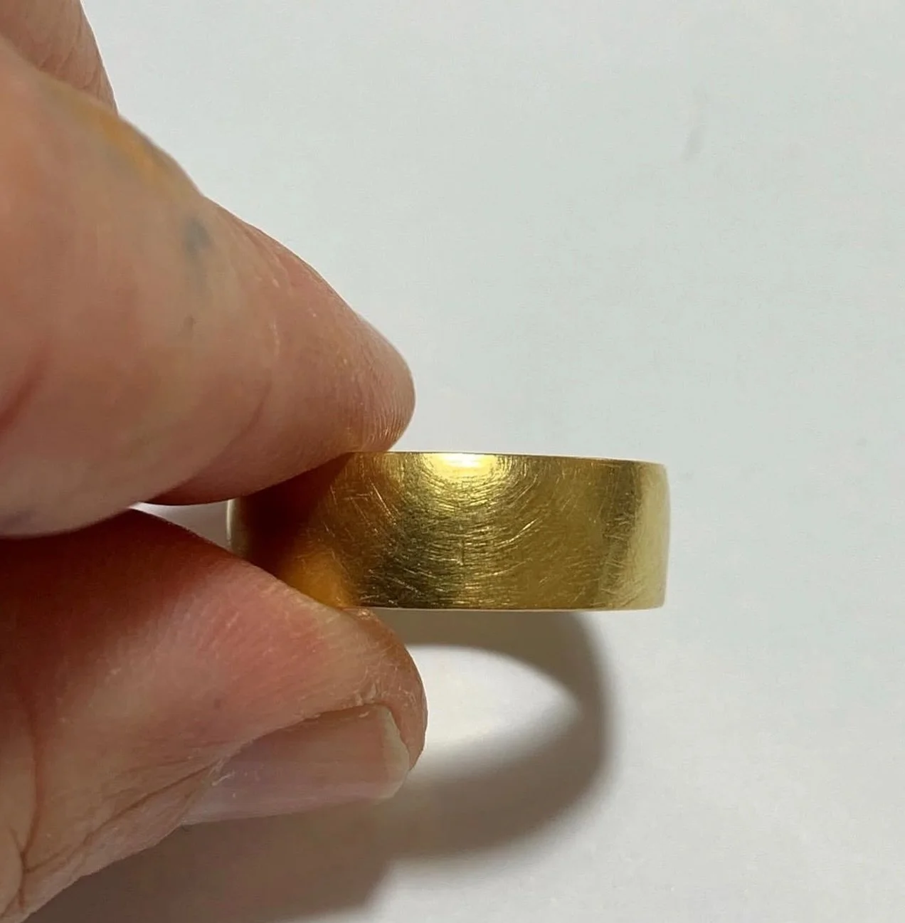 18ct yellow gold Prosperity ring.

This ring can be made to order your choice of colour and carat of gold. Email or DM to arrange a quote and to discuss the bespoke process.

#weddingring #goldring #prosperity #uniquejewellery #oneofakindjewelry