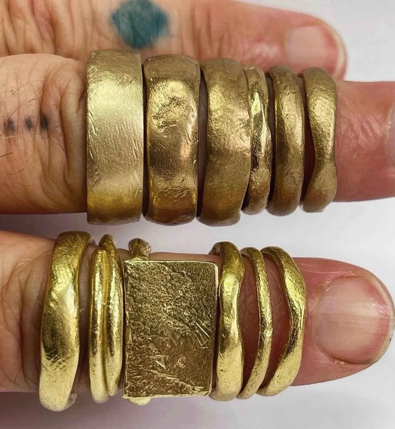Rings for everyone.
I work with clients to create handmade, bespoke rings for weddings, engagements, commitments and special occasions, each made to suit the person who will wear it.
With the end of the year approaching, now is a good time to begin p
