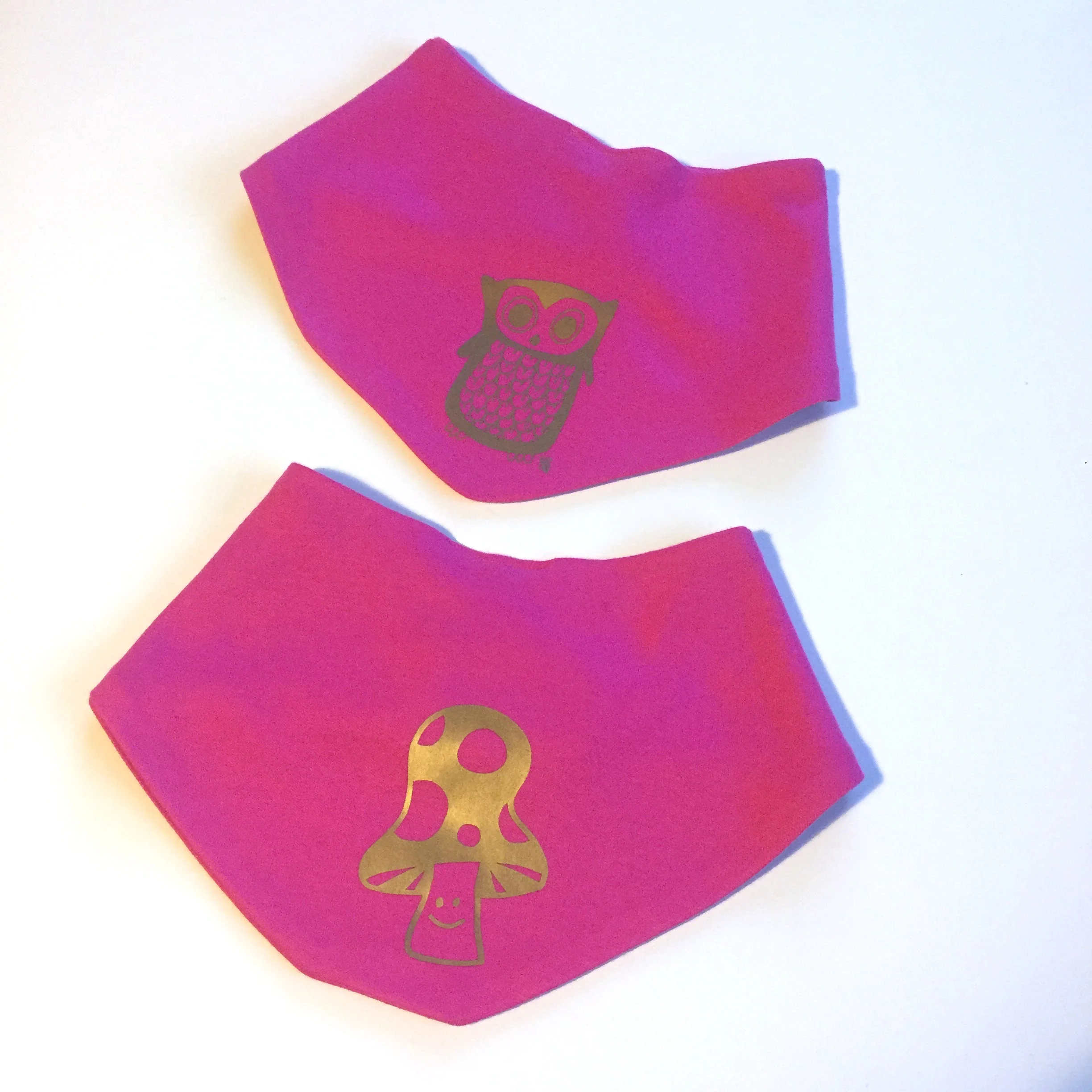 gold-bib.jpg