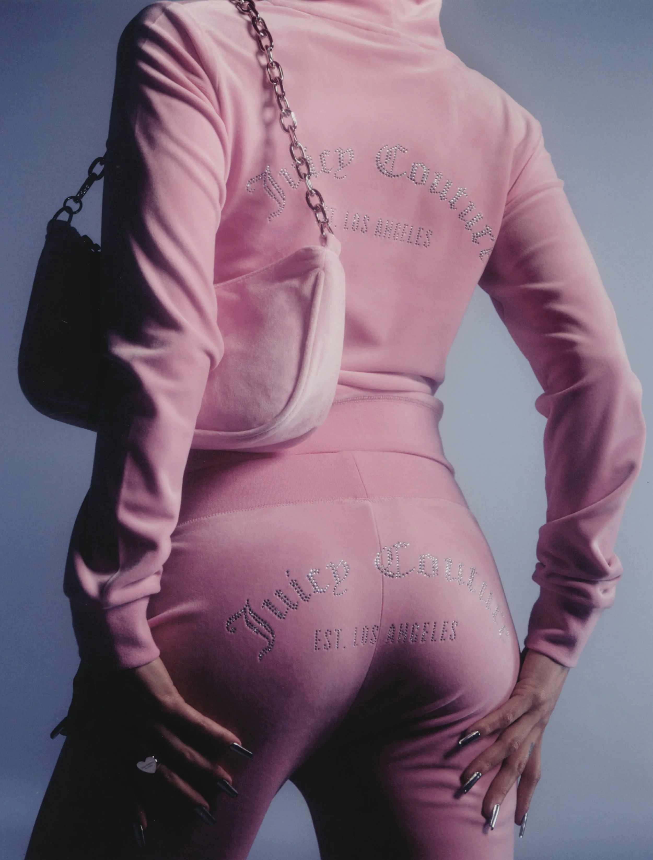 221221_JUICY_COUTURE_FINALS_22JPG.jpg