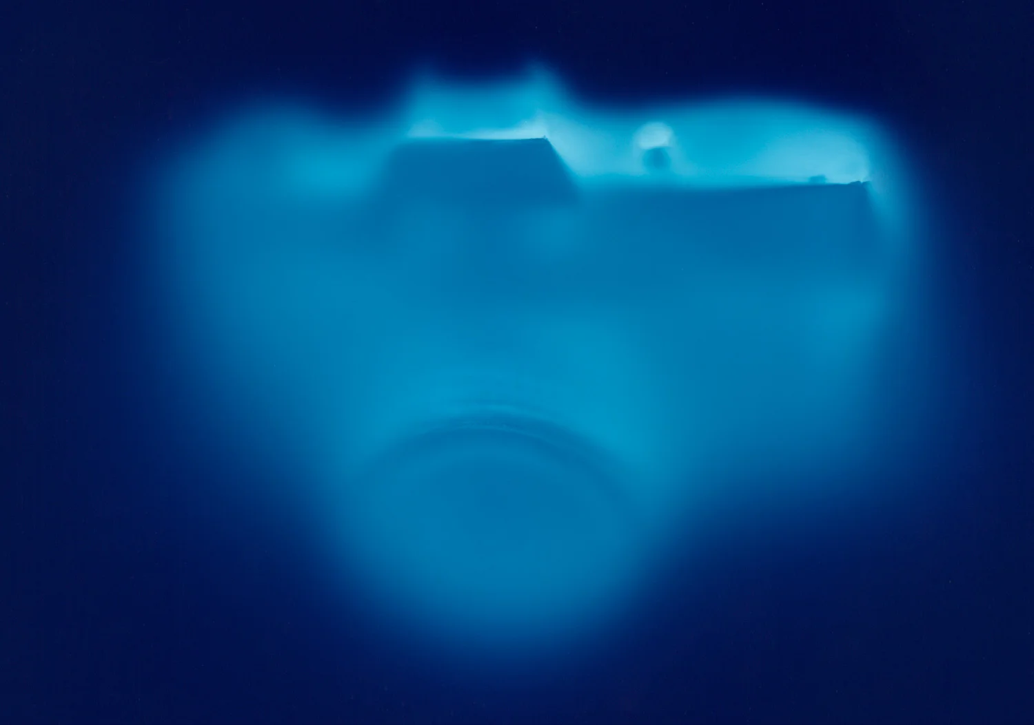Blue 2, Penelope Davis, 2000, type c print, 78x100cm