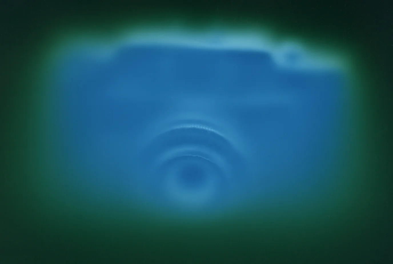 Blue/Green 1, Penelope Davis, 2000, type c print, 78x100cm