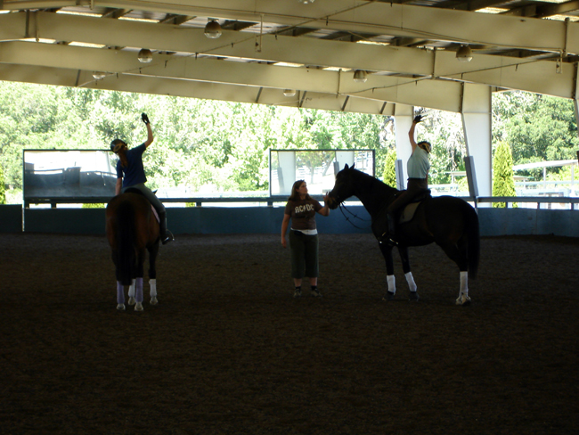  Pilates Specialist Katrina works with riders on lengthening their sides, prior to lateral work. 