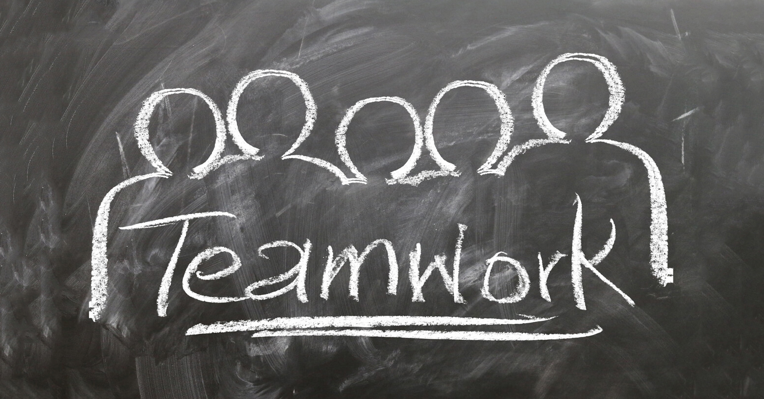 teamwork-2188038_small.jpg