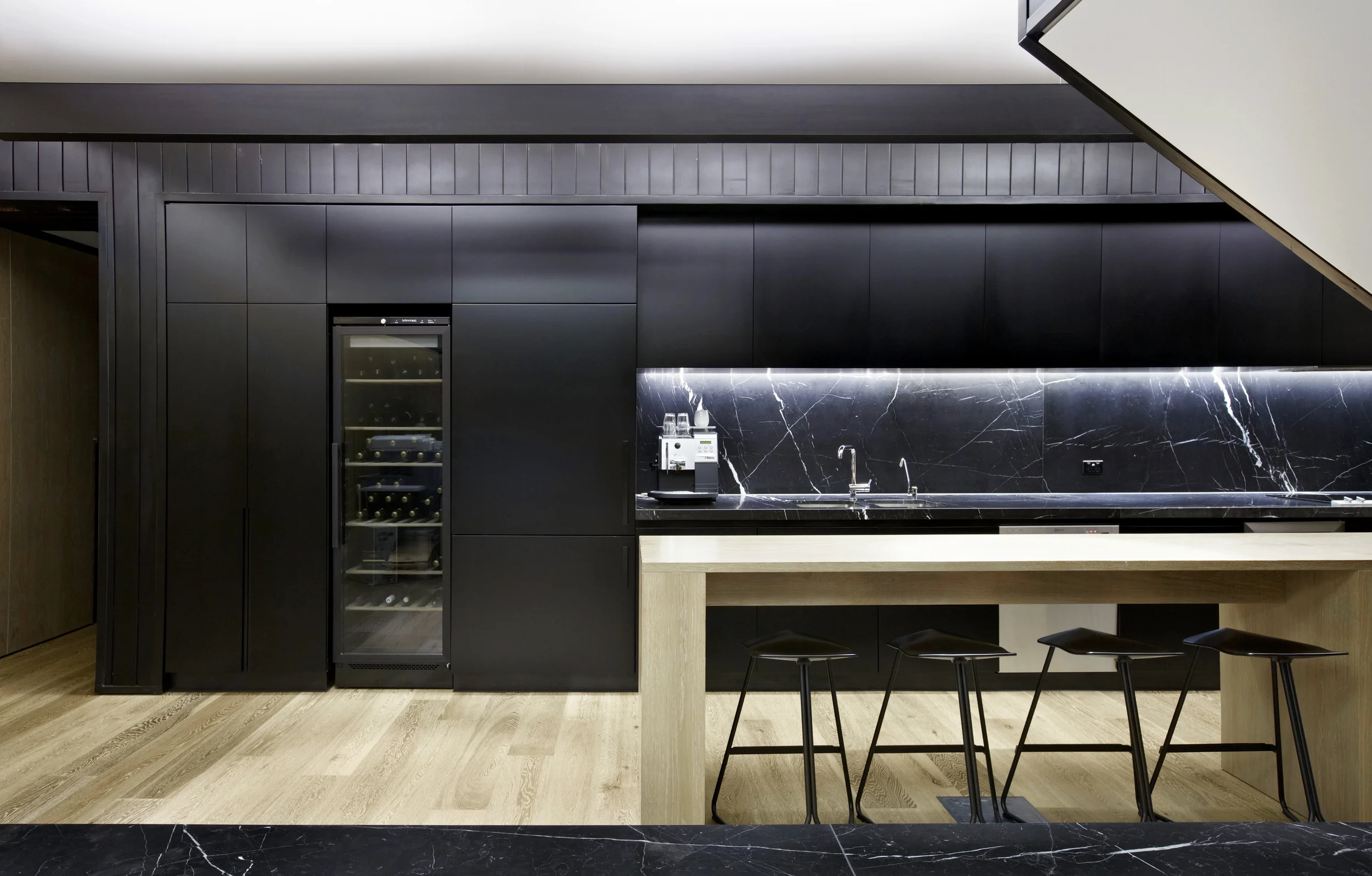 Black kitchen design by Chamberlain Architects