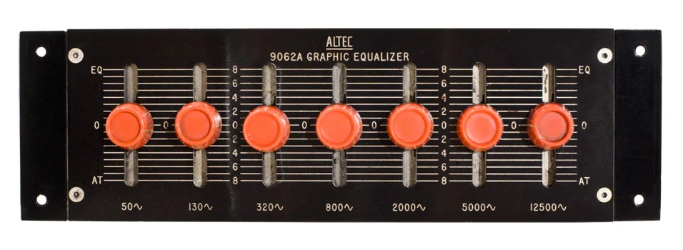 Altec-9062a-eq.jpg