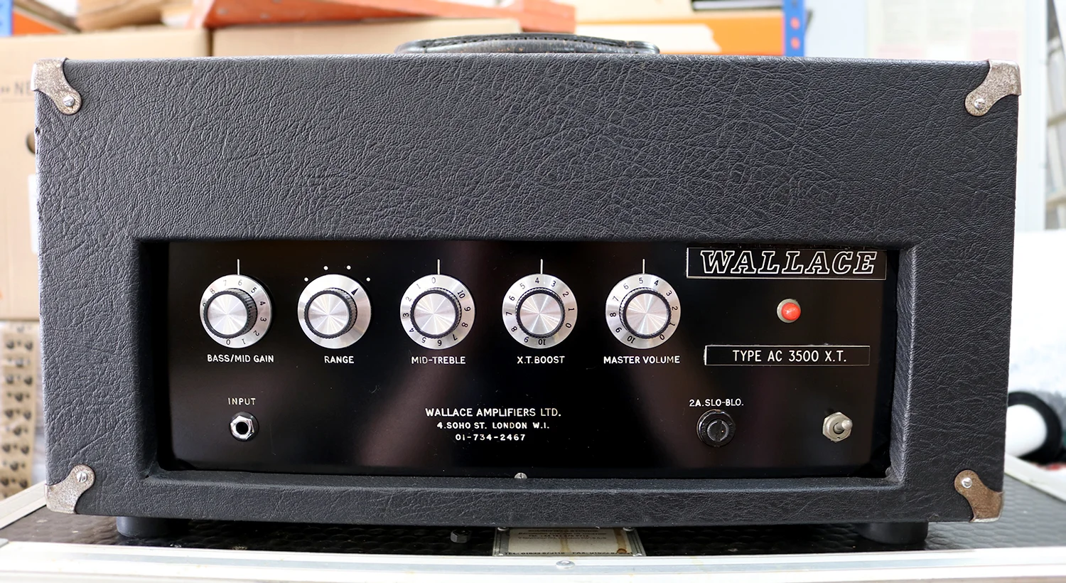 Wallace-amp-2.jpg