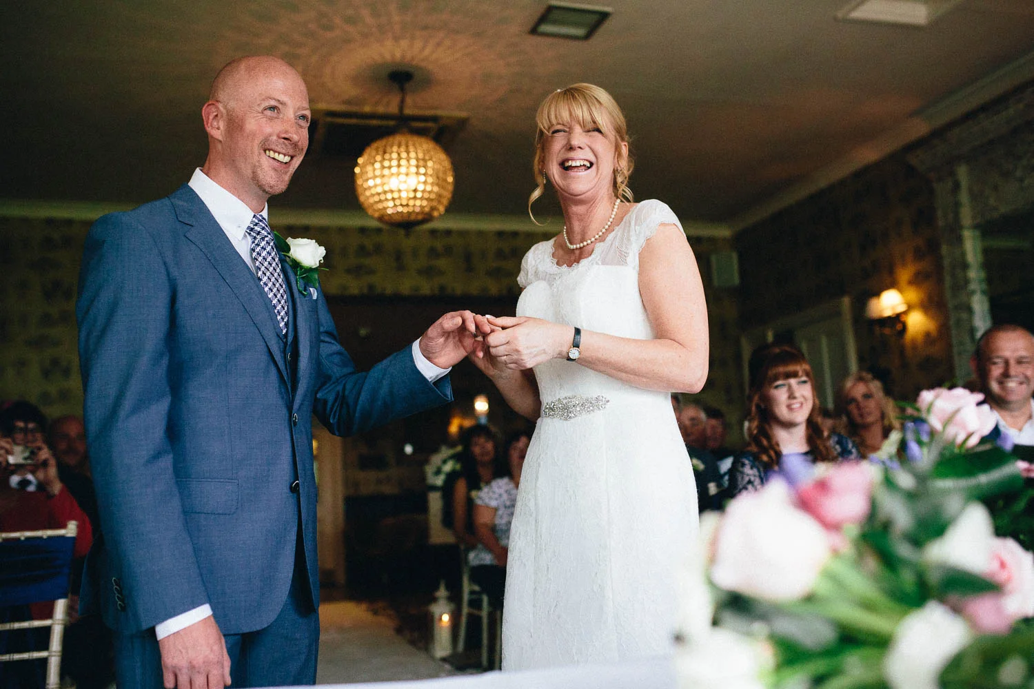 Shireburn Arms Wedding Photography-21.jpg