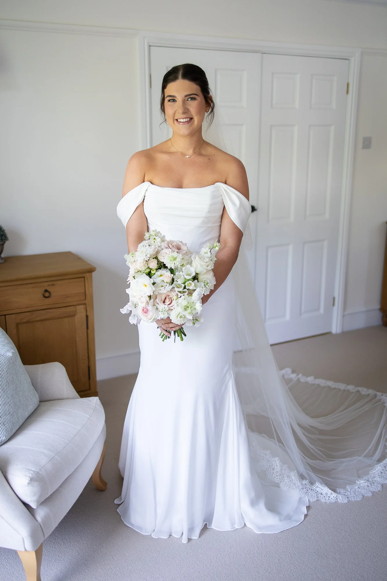 bride in her dress