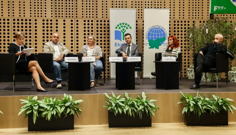 The Round Table - “Experiences and lessons learnt from cooperation with the programme Eco-Schools and different stakeholders”