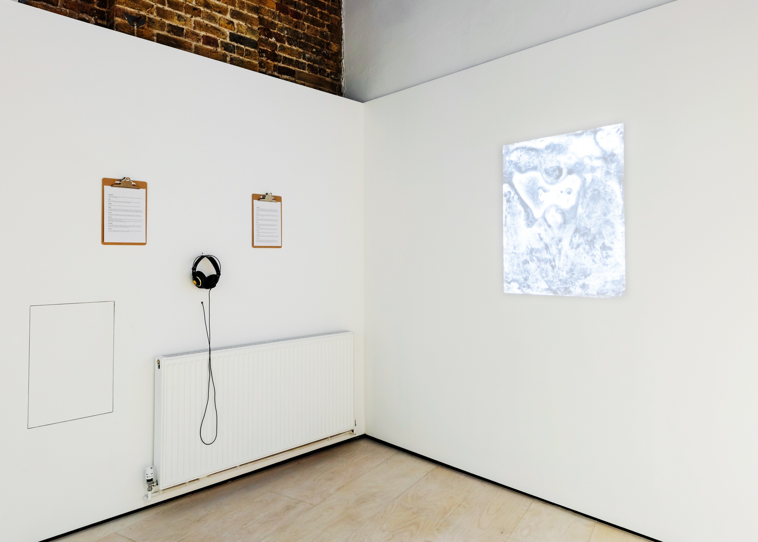 Uidentified Women A & B, (2015) on show at the Salon Jóvenes con FIA, Caracas Photo courtesy of Cecilia Brunson Project CBP