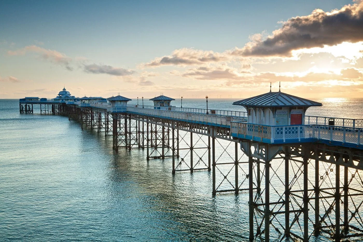 Llandudno-Pier.webp