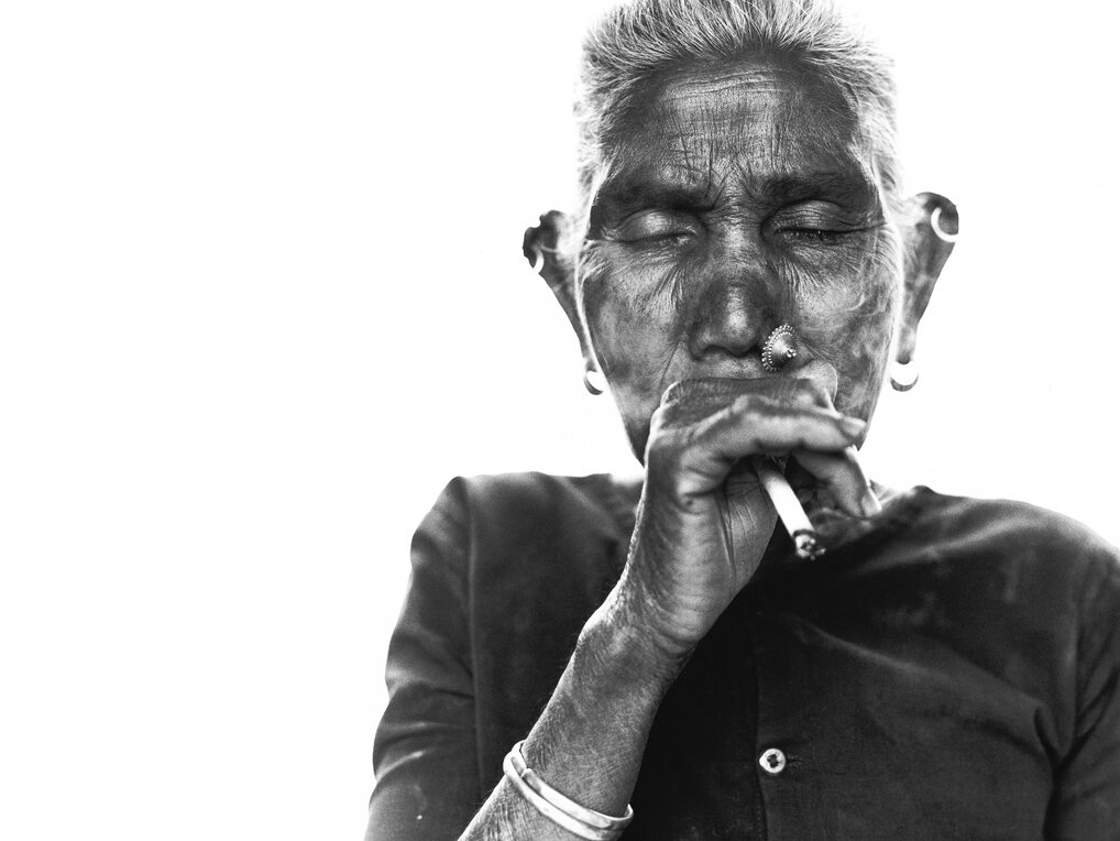 Nepal-Smoking.jpg
