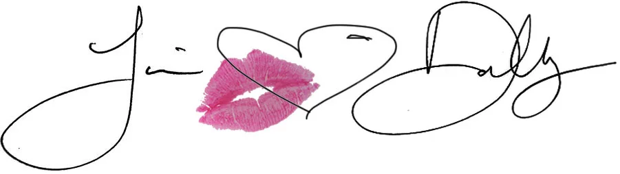 Lainie dalby heart signature with kiss.jpg