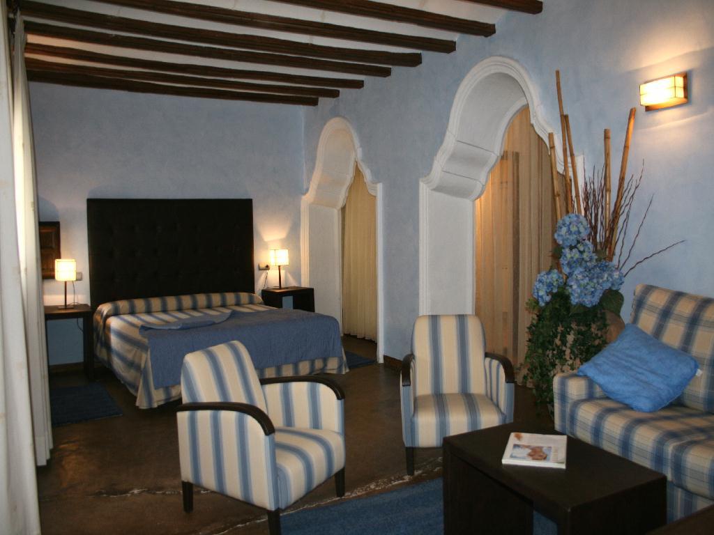 suite JFH.jpg