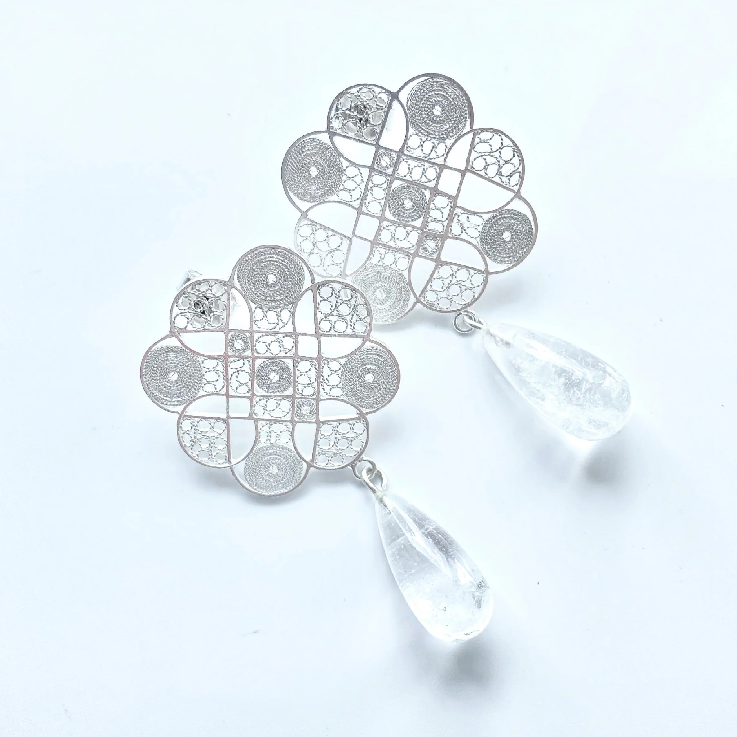 ED5AECA7-BD6B-4514-9A27-2FDB8D4D82B3