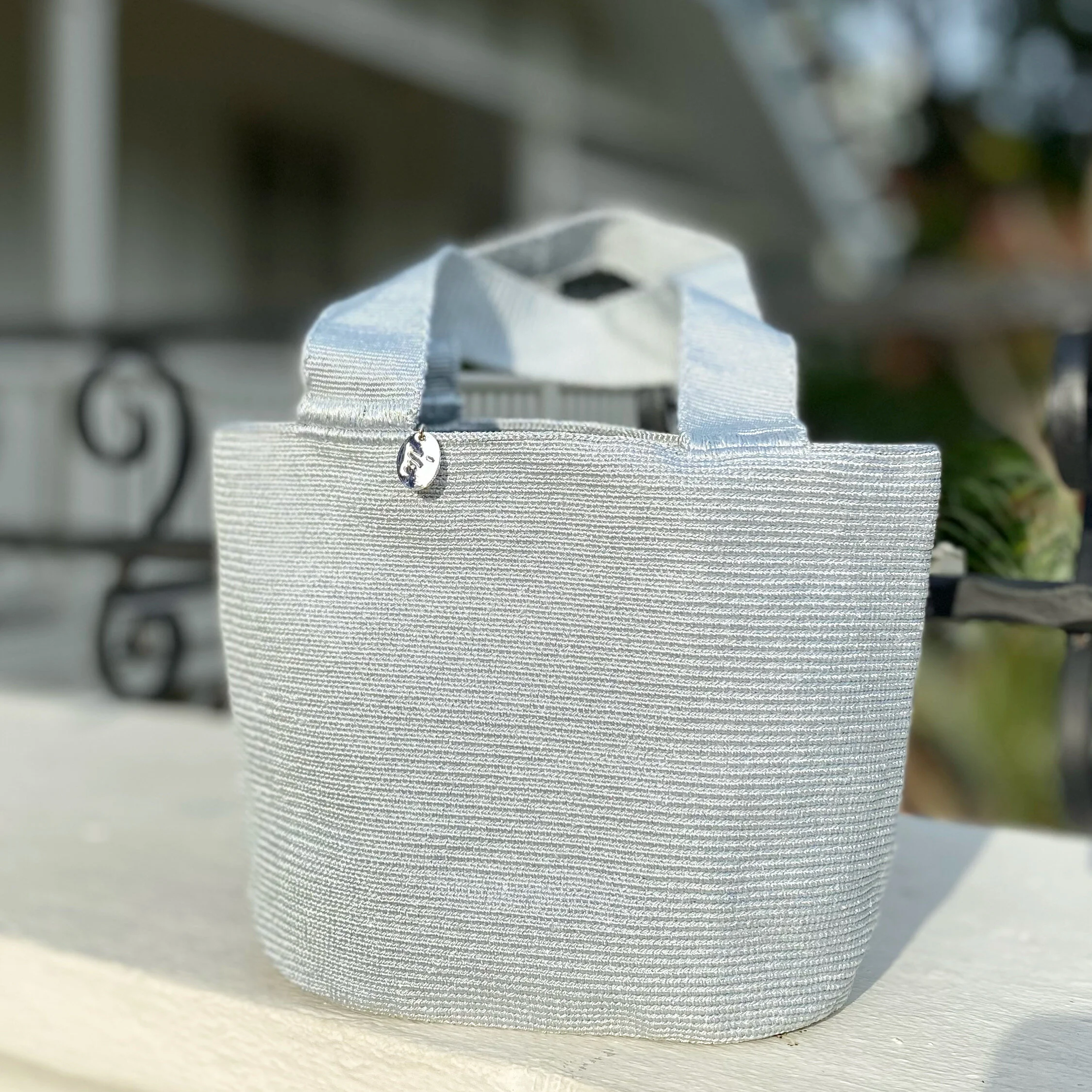 70FA7708-3F2D-4811-AA56-782C5C6D5ED3