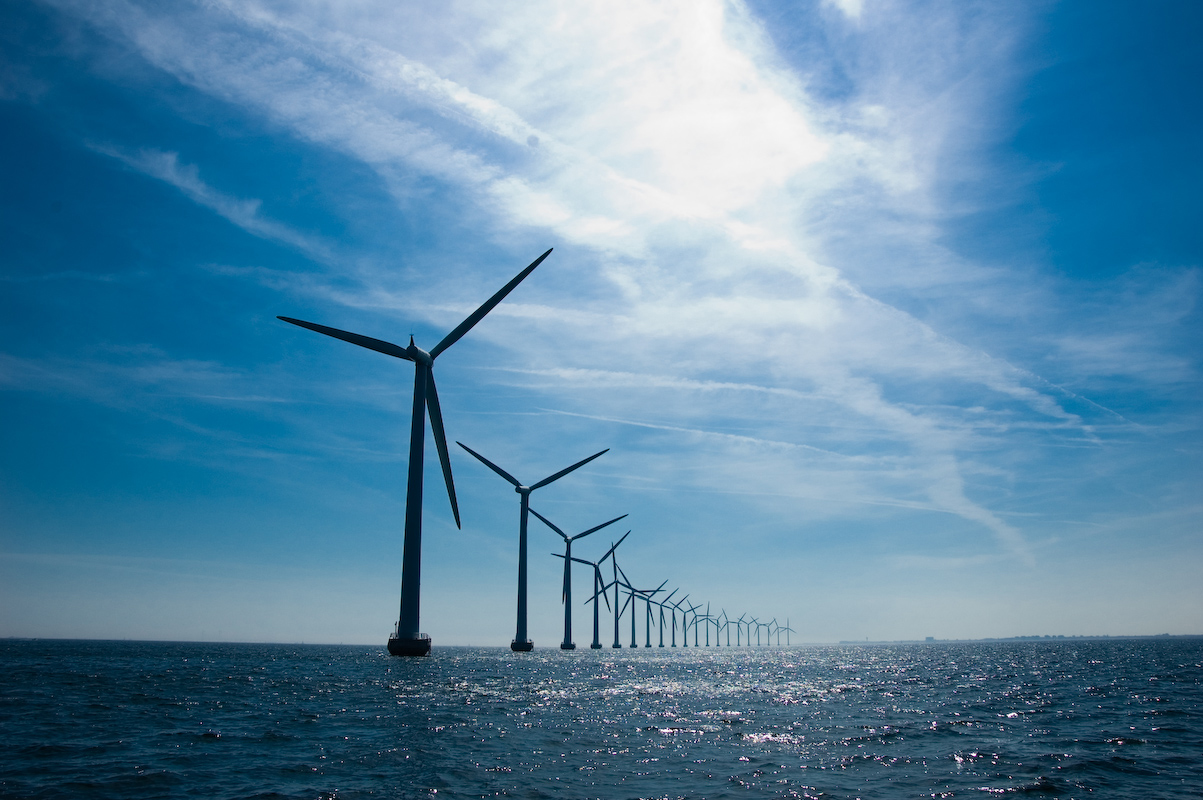 Middelgrunden windmills outside Copenhagen. Photo credit: Andreas Klinke Johannsen.