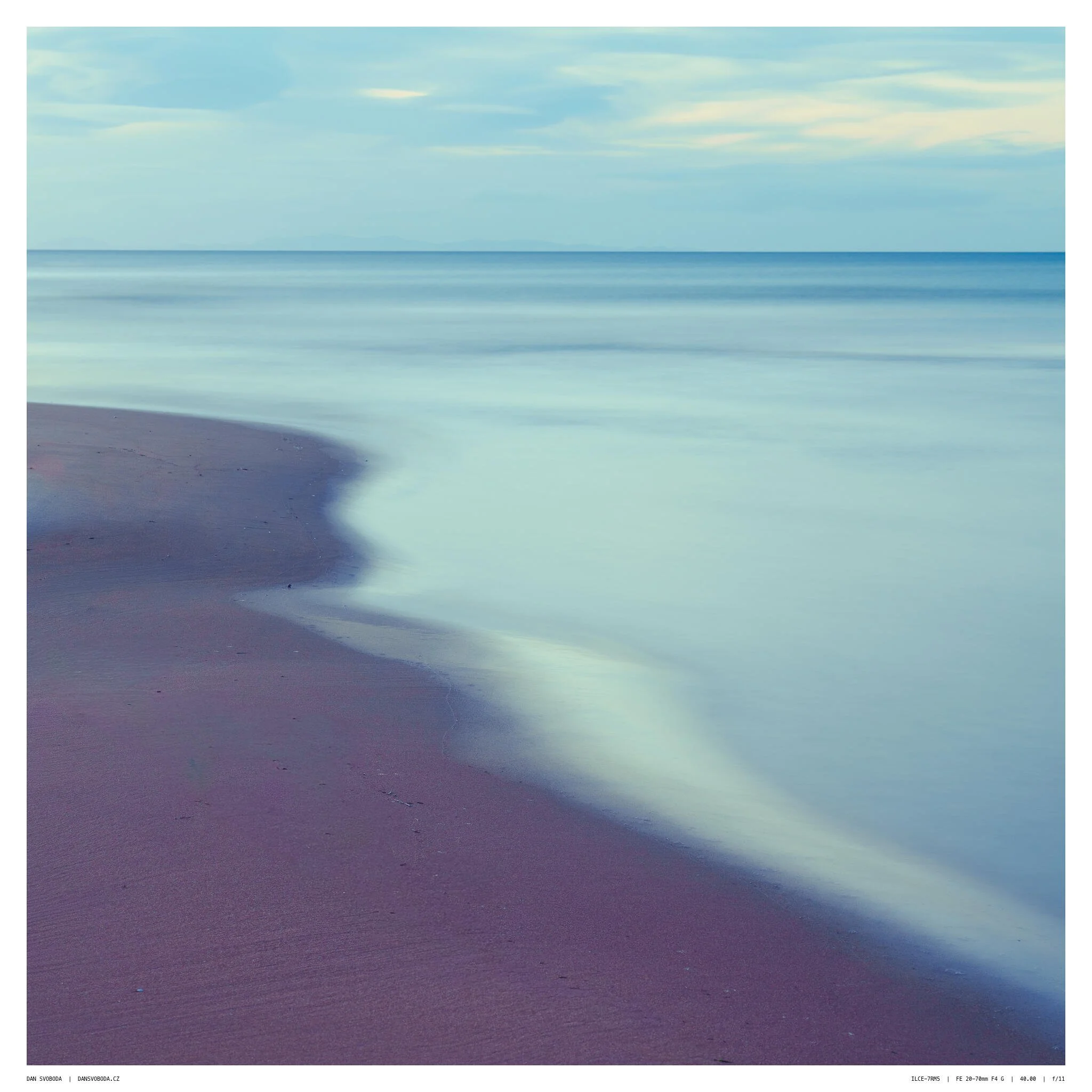 _7R58478White Frame.jpg