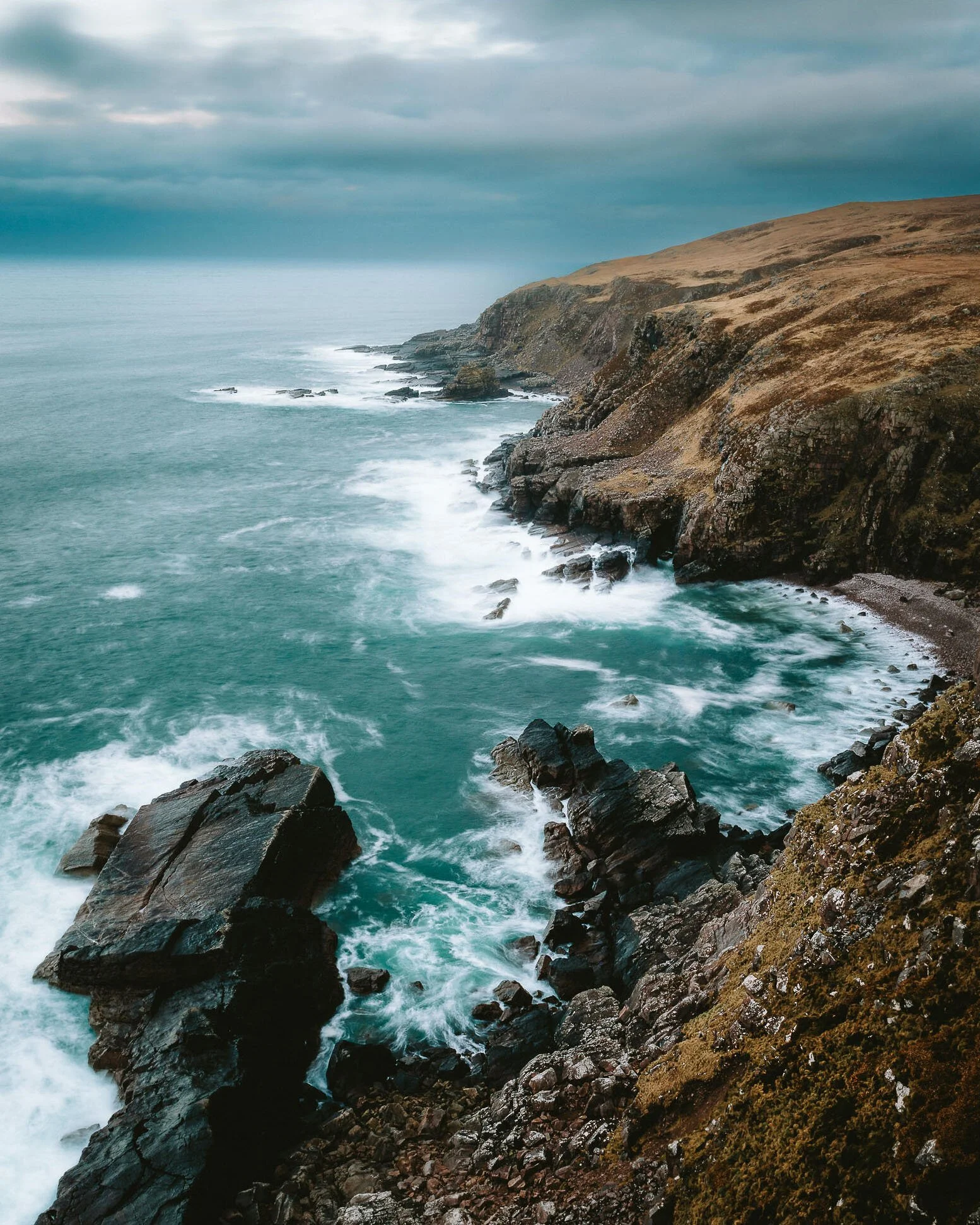 _7R57362White Frame.jpg