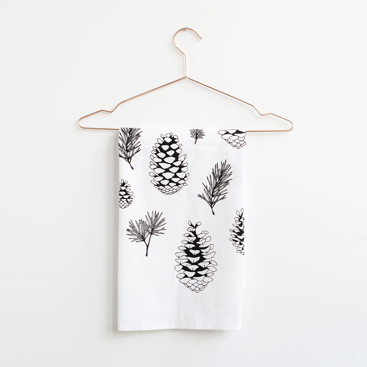 T_pinecones_BLK1500.jpg