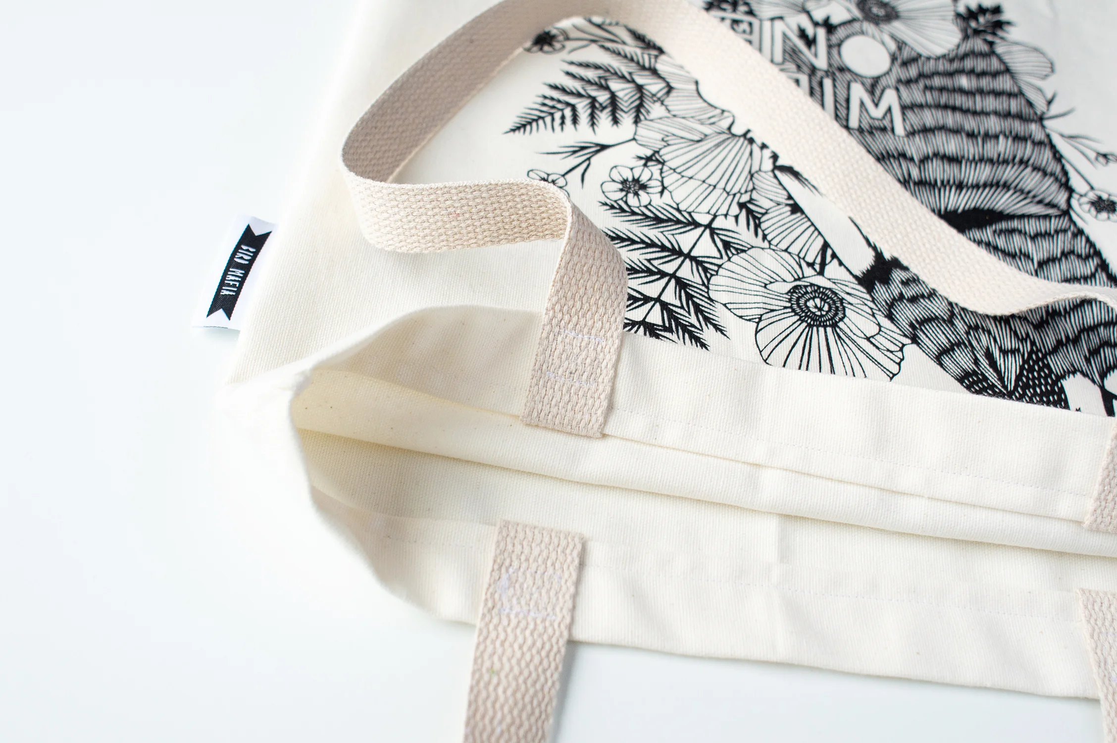 TOTE_wildonedetail1500.jpg