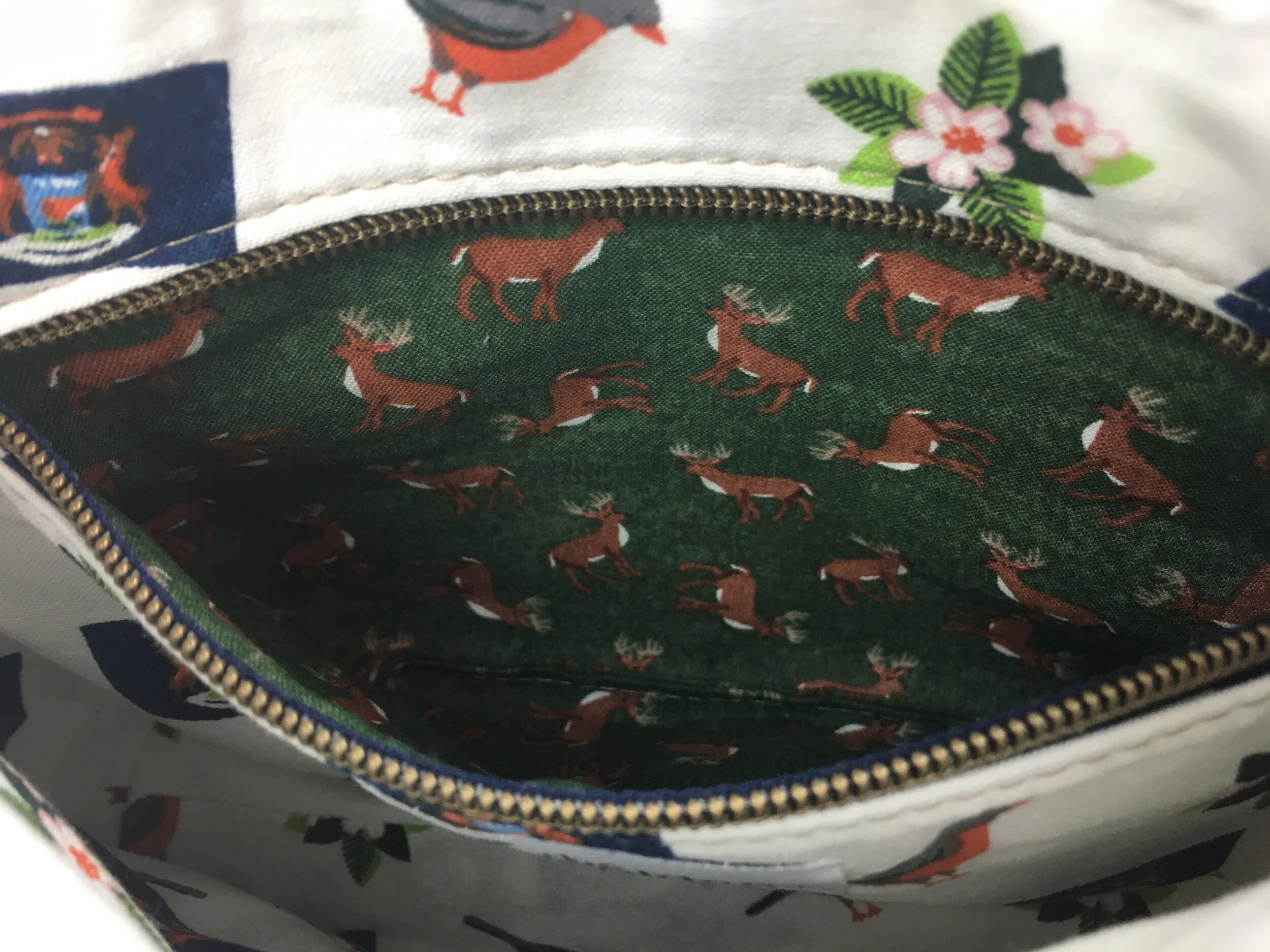 Michigan Pouch 1.JPG
