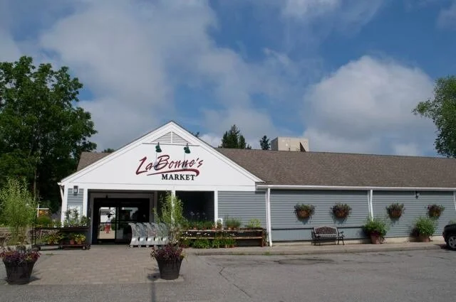 Salisbury LaBonne's entrance