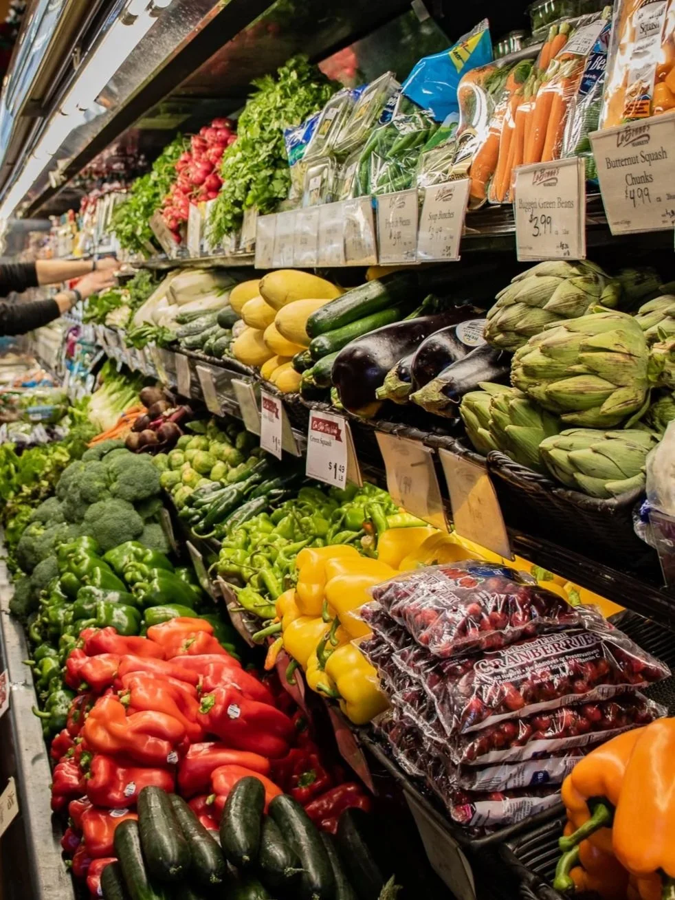 Woodbury store produce