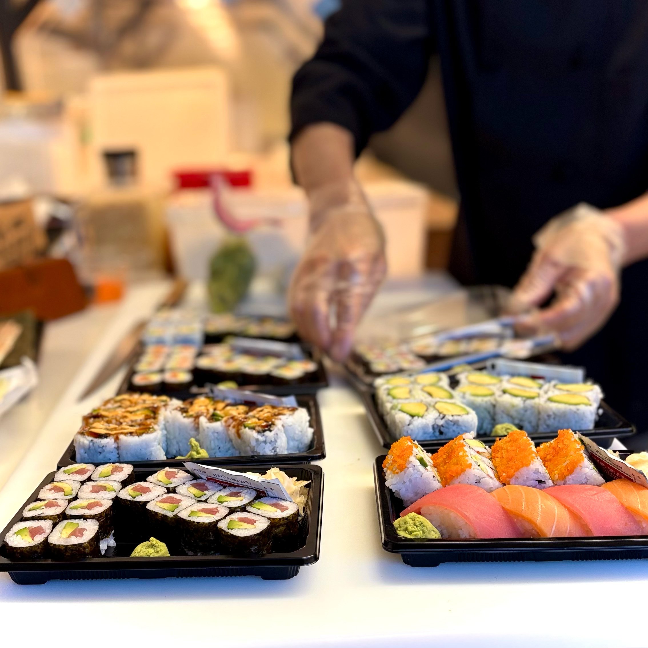 Mr. Shin preparing sushi