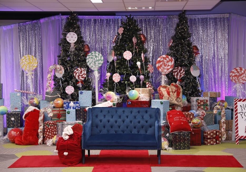 We had a blast creating a Candy Land Dream at a Children&rsquo;s Holiday Party! #holidayparty #corporateevents #photography #eventplanning #party #partydecorations #shiholidayparty