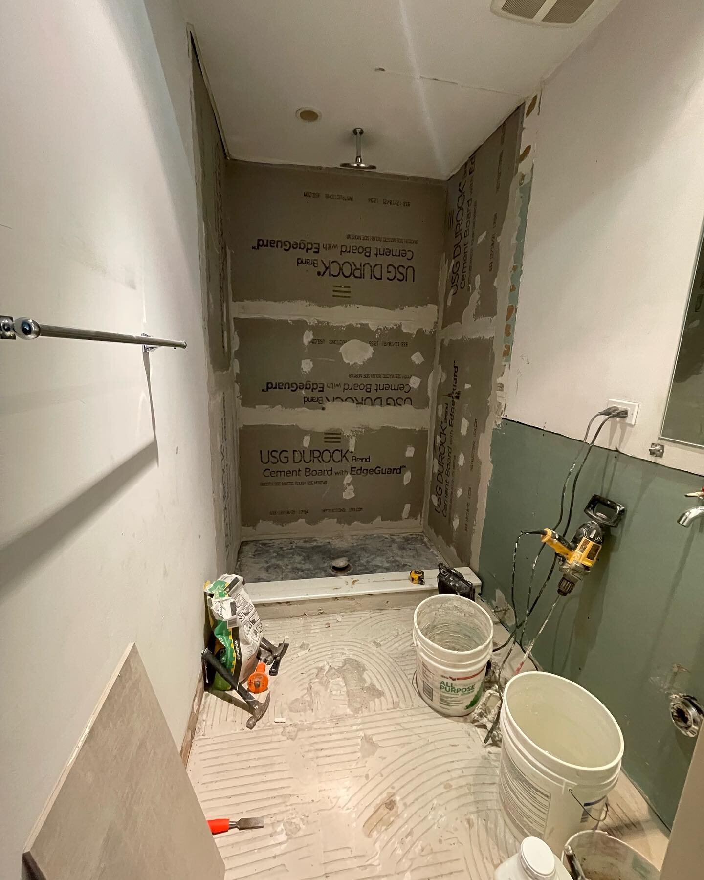 Cosmetic Updates to this Williamsburg, Brooklyn Bathroom including New Tiles, Shower Door Trims, Floating Vanity and most importantly we stopped an ongoing leak due to the previous contractors lack of knowledge by using Laticrete Hydro Ban Waterproof