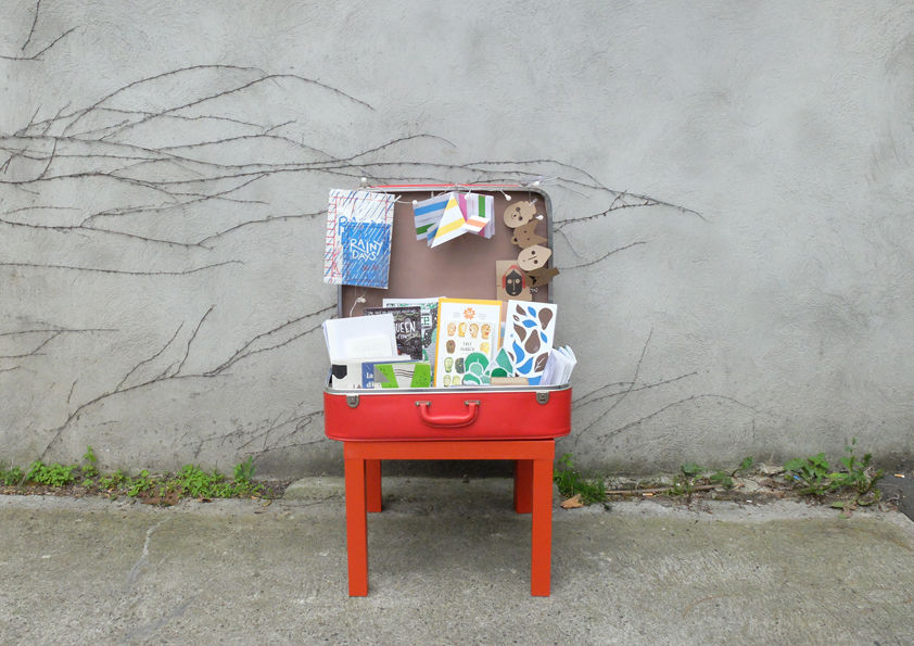 Flug suitcase by Friederike Fankhänel