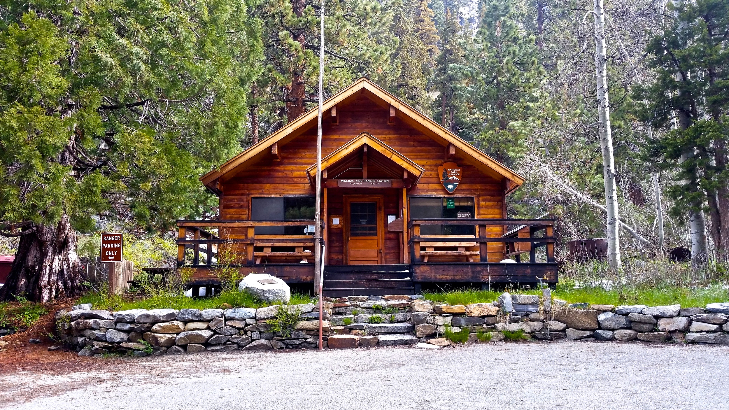 Mineral King Ranger Station