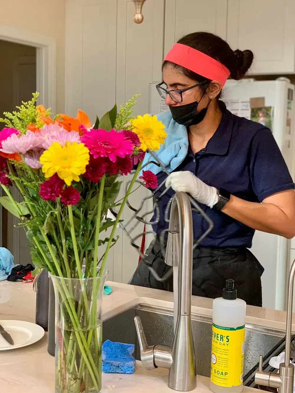 Why You Need to Hire a Cleaning Service