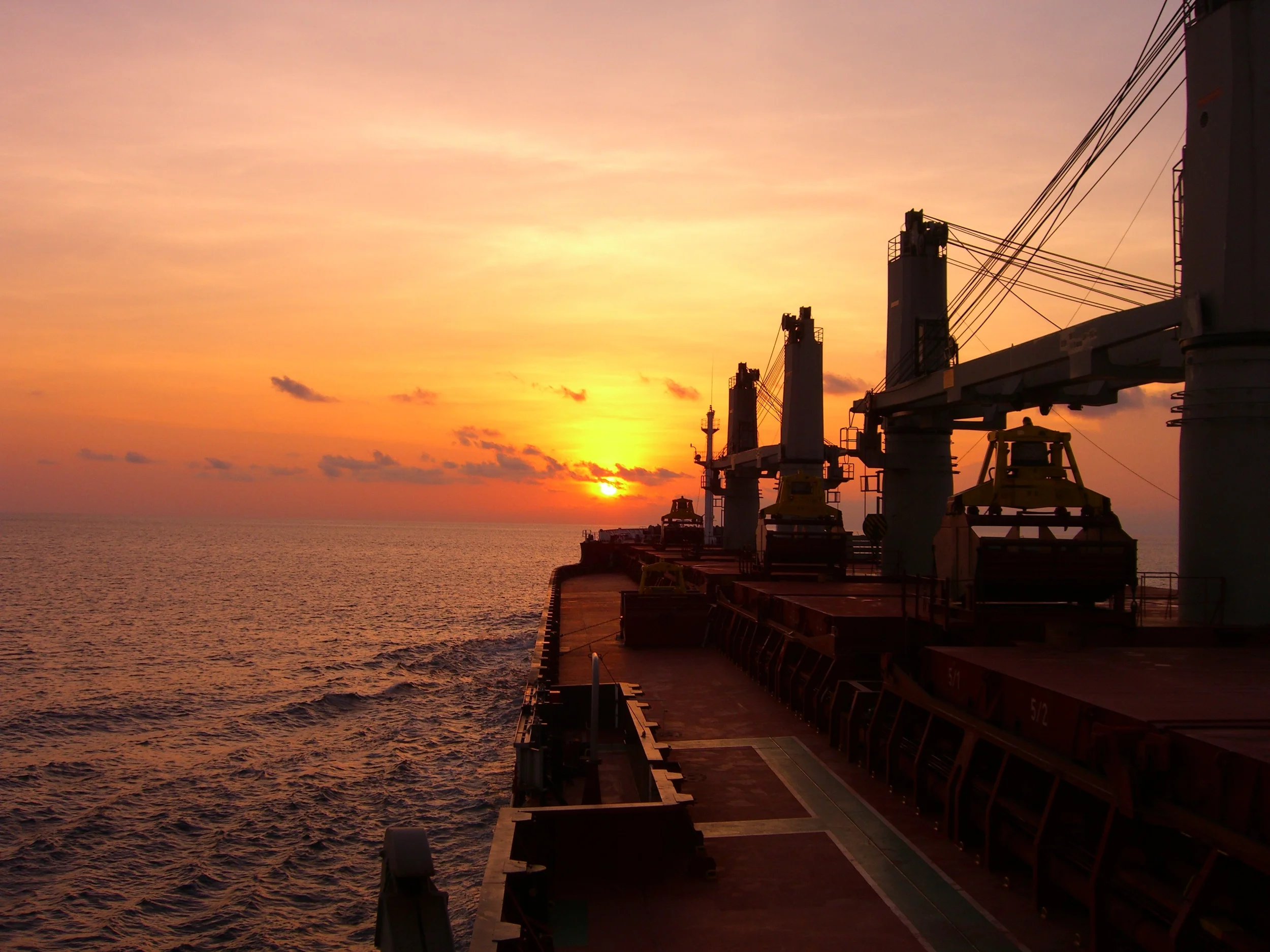 Cargo Vessel Charter 