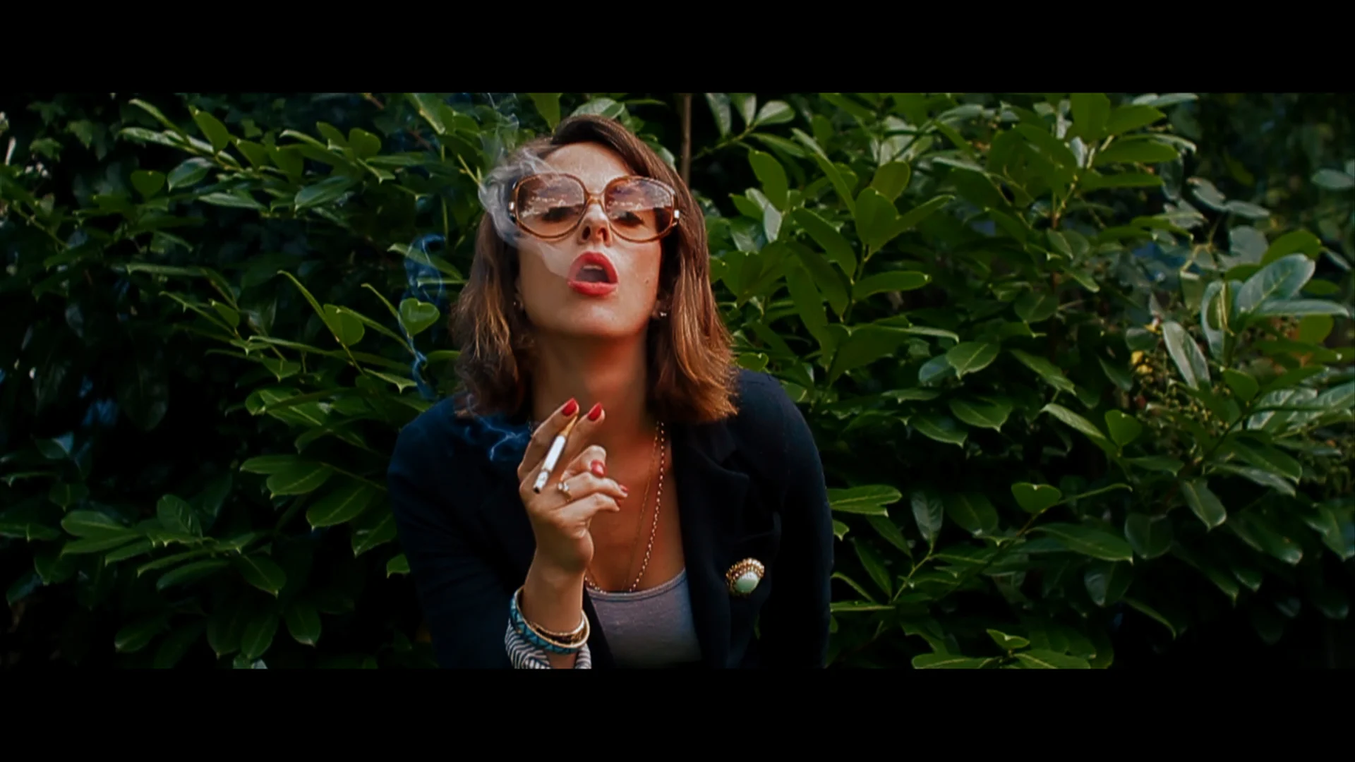 Amanda Greys Smokes.jpg