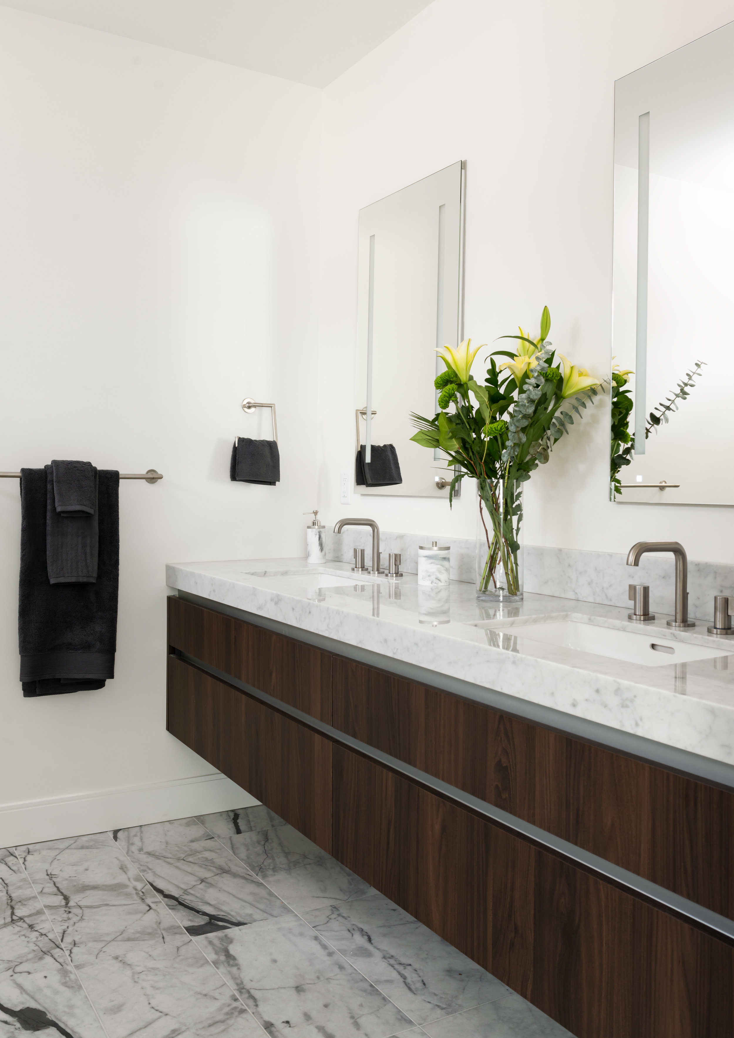 Master Bath 2.jpg