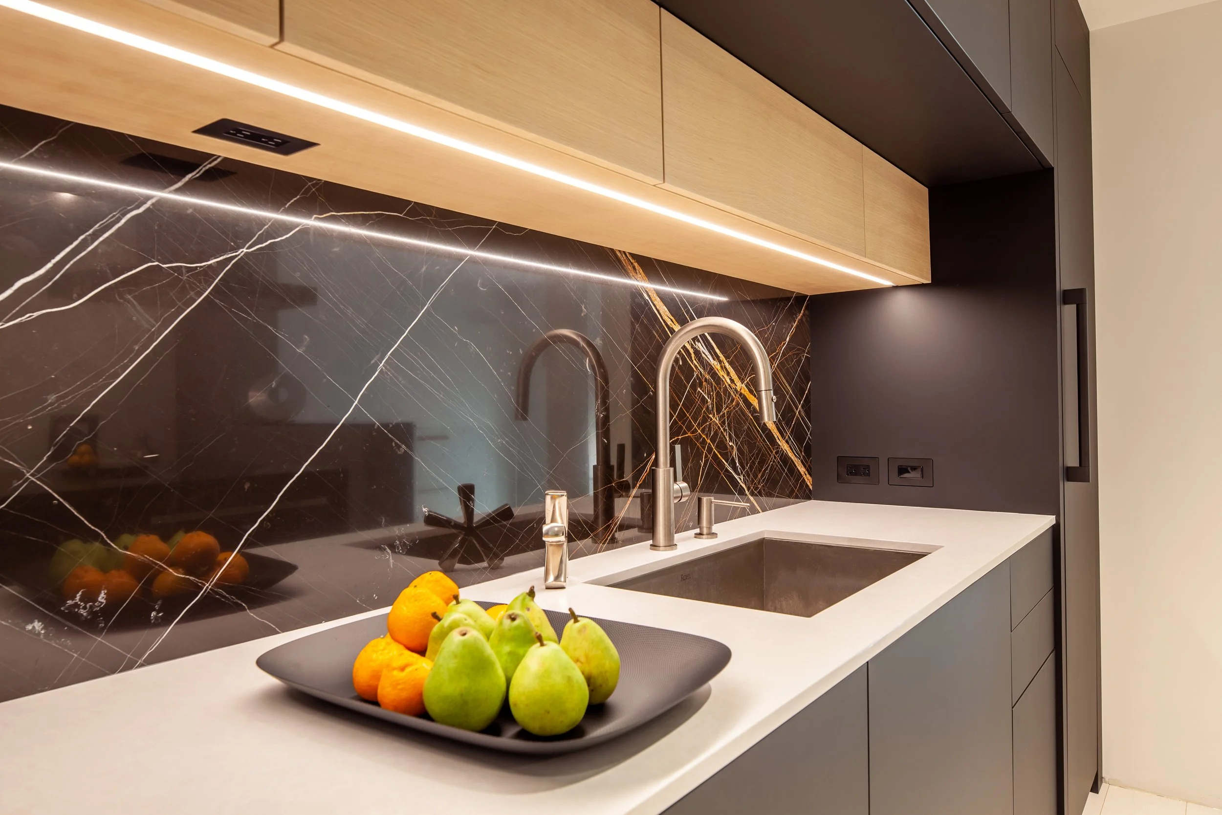 velodramatic-georgetown-kitchen--5.jpg
