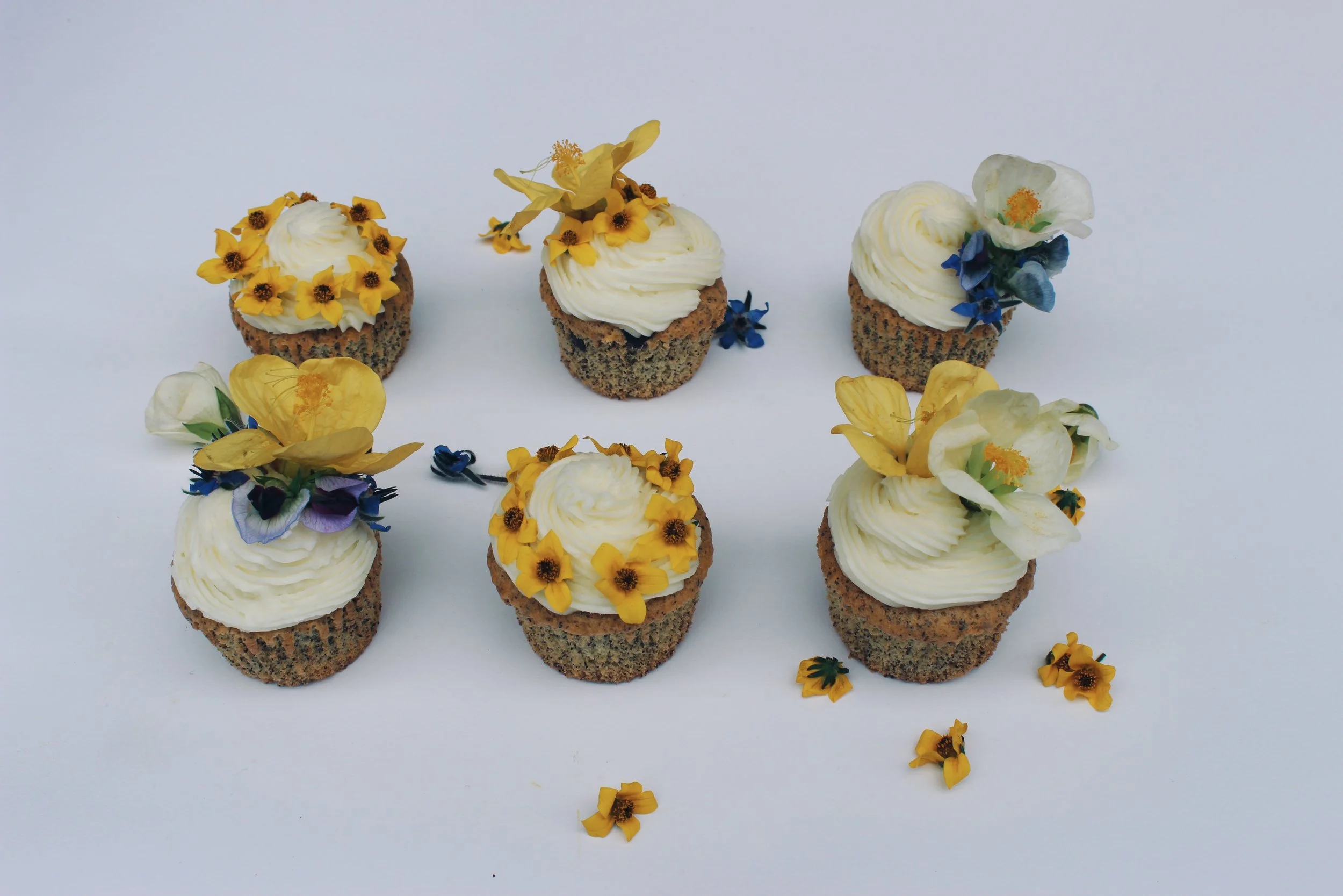 flower girl edible flowers - sweet pea 2